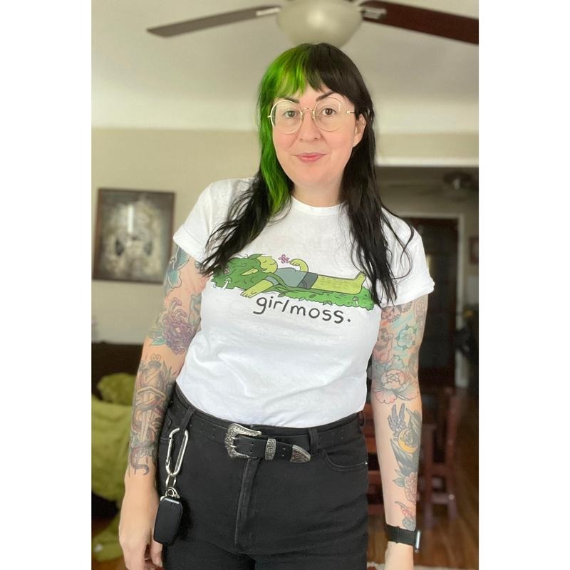 Girlmoss Full Color White Shirt T-Shirts, Hoodie, Sweatshirt - T-Shirt, Sweatshirt, Hoodie