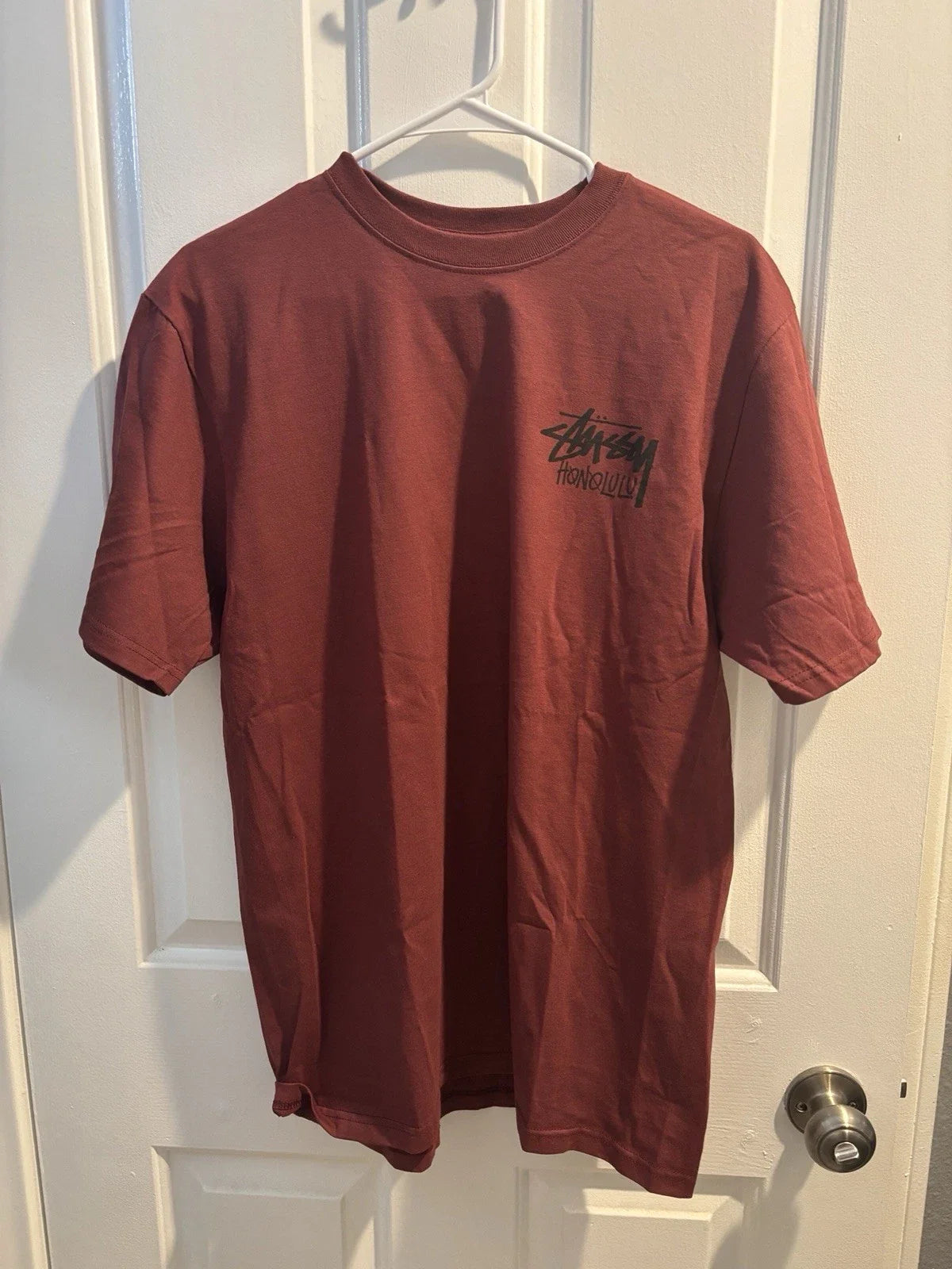 Stussy honolulu chapter tee wine/red size M Unisex T-shirt, Sweatshirt, Hoodie, Long Sleeve Tee - T-Shirt, Sweatshirt, Hoodie