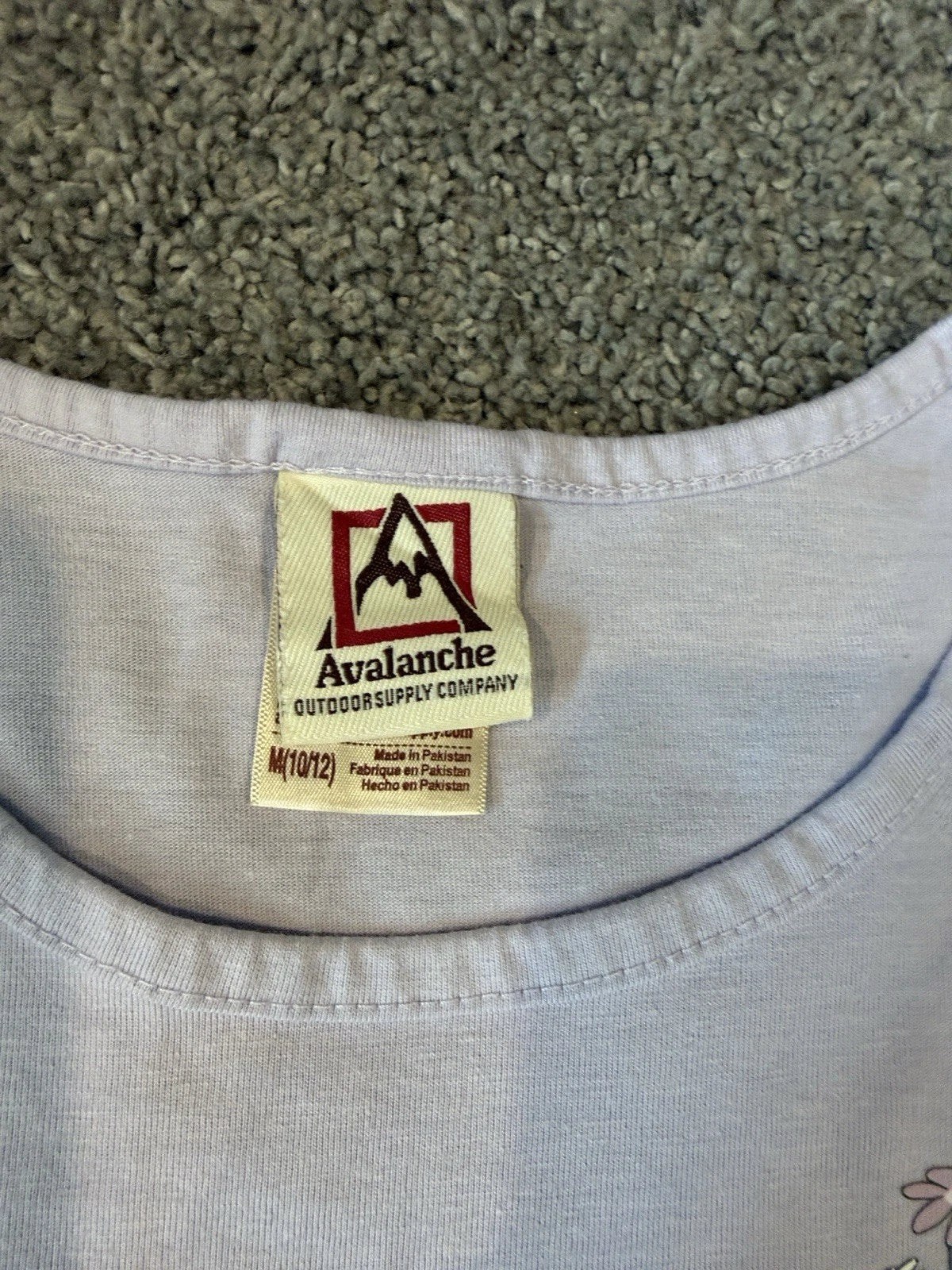Avalanche Outdoor Supply Company Light Purple Floral Pocket Cotton Top Unisex T-shirt, Sweatshirt, Hoodie, Long Sleeve Tee - T-Shirt, Sweatshirt, Hoodie