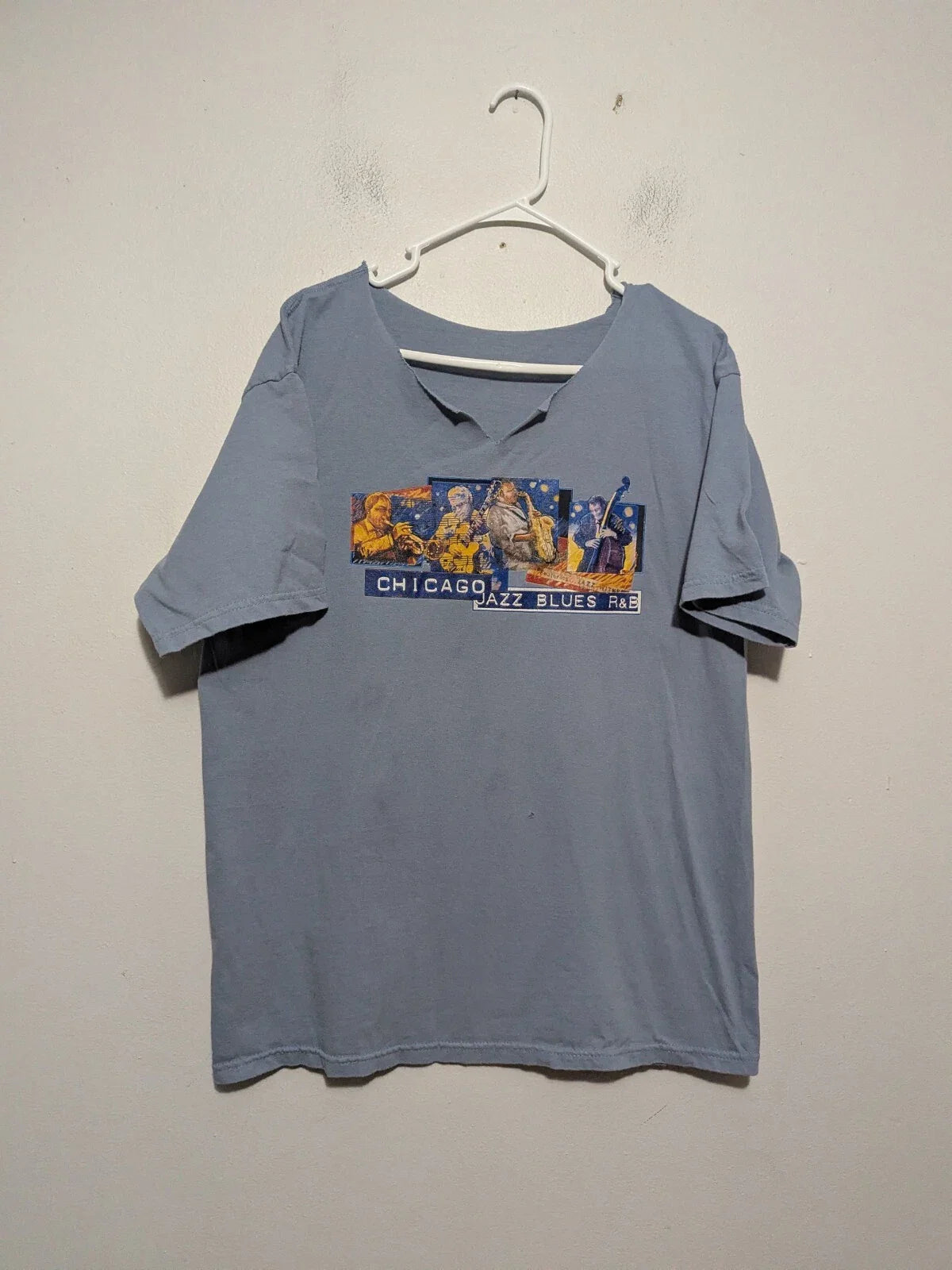 Chicago Jazz Blues R&B Graphic T-Shirt Mens Blue Cut Neck Music Tee XL Unisex T-shirt, Sweatshirt, Hoodie, Long Sleeve Tee - T-Shirt, Sweatshirt, Hoodie