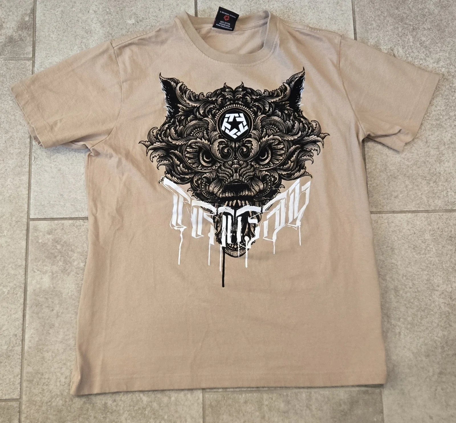 Vintage Tribal Gear Wolf T-Shirt 90s Y2K Streetwear Graffiti Hip Hop Size XL Unisex T-shirt, Sweatshirt, Hoodie, Long Sleeve Tee - T-Shirt, Sweatshirt, Hoodie