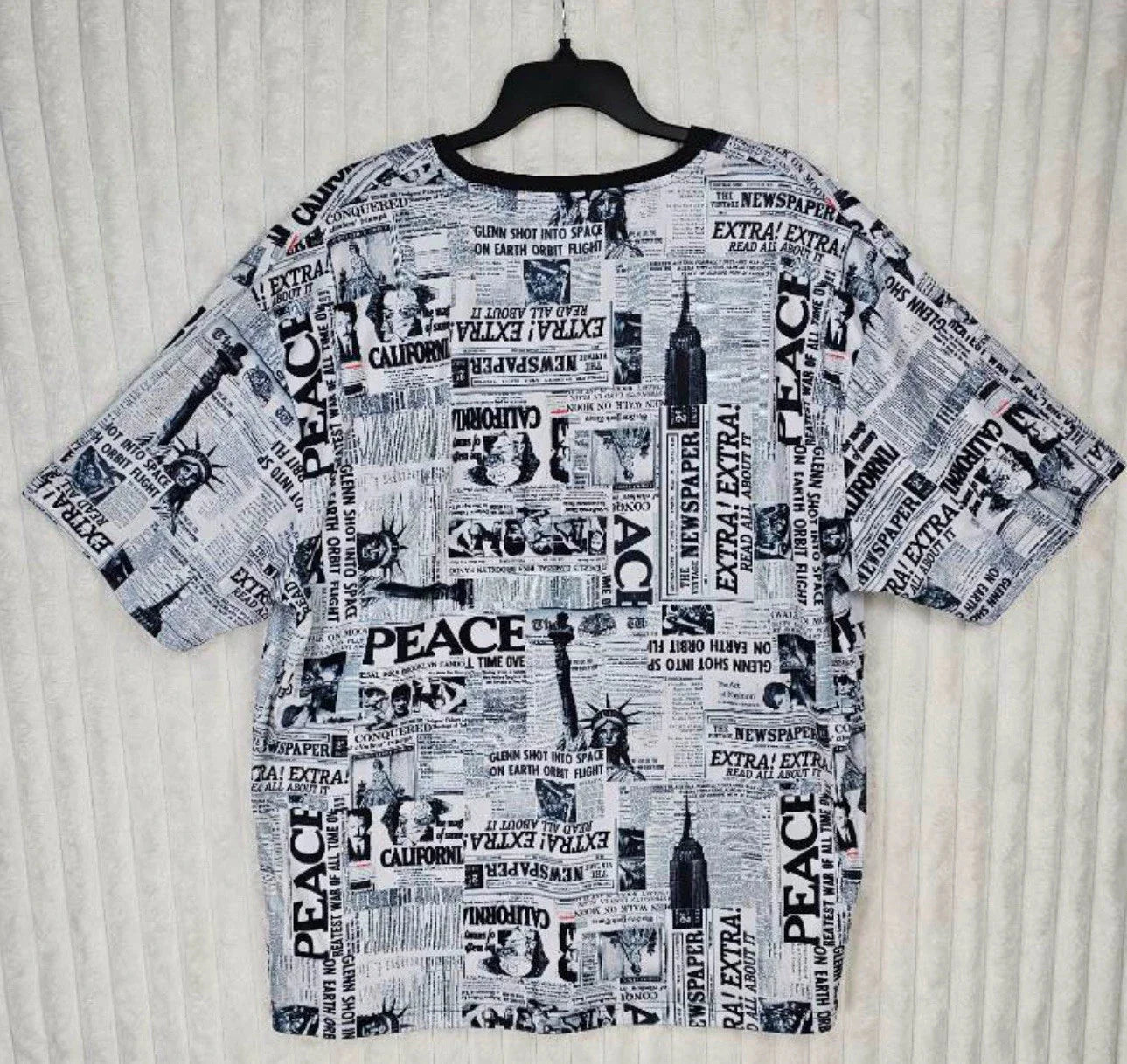 Fresh Prints of Bel-Air Black & White Peace Design Short Sleeve Shirt Size 4XL Unisex T-shirt, Sweatshirt, Hoodie, Long Sleeve Tee - T-Shirt, Sweatshirt, Hoodie