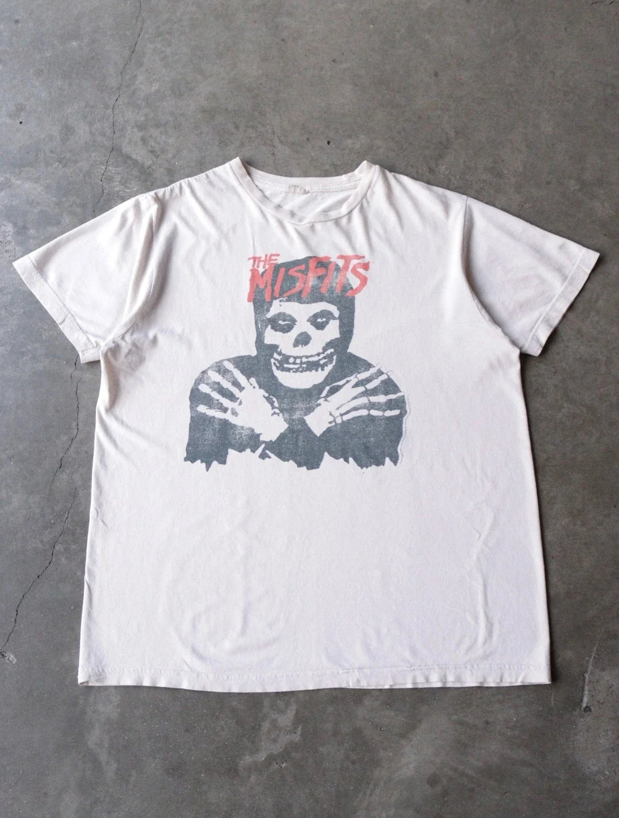 2010S THE MISFITS BAND TEE S-5XL Unisex T-shirt, Sweatshirt, Hoodie, Long Sleeve Tee - T-Shirt, Sweatshirt, Hoodie