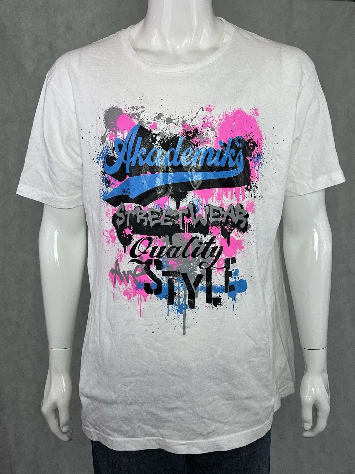 Akademiks Mens XL Graphic T-Shirt White Streetwear Graffiti  Splatter Urban Unisex T-shirt, Sweatshirt, Hoodie, Long Sleeve Tee - T-Shirt, Sweatshirt, Hoodie