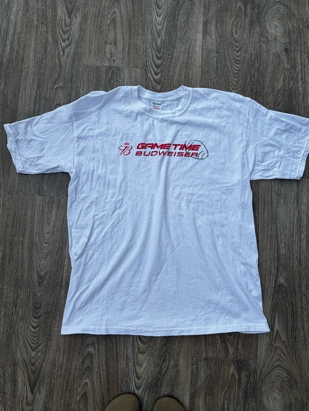 VTG Gildan Heavy Cotton Budweiser Game Time Graphic Tee White Men XL Crew Neck Unisex T-shirt, Sweatshirt, Hoodie, Long Sleeve Tee - T-Shirt, Sweatshirt, Hoodie