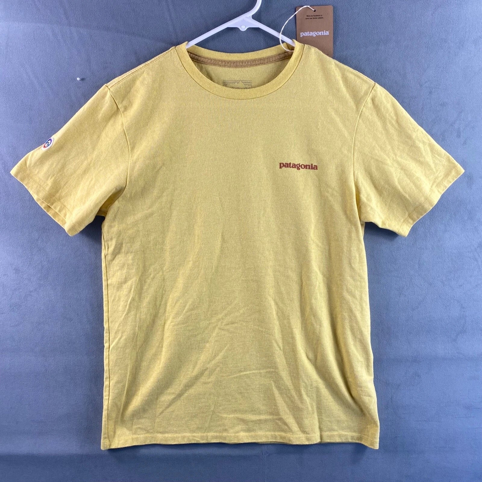 Patagonia Fitz Roy Icon Responsibili-Tee Mens Size M T-Shirt 'Milled Yellow' Unisex T-shirt, Sweatshirt, Hoodie, Long Sleeve Tee - T-Shirt, Sweatshirt, Hoodie