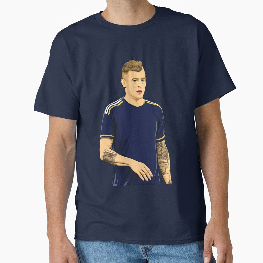 Toni Kroos by Aldduardo Unisex T-shirt, Sweatshirt, Hoodie, Long Sleeve Tee - T-Shirt, Sweatshirt, Hoodie