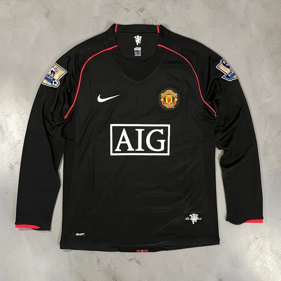 2007-08 Manchester United Third Kit Retro Jersey Unisex T-shirt, Sweatshirt, Hoodie, Long Sleeve Tee - T-Shirt, Sweatshirt, Hoodie