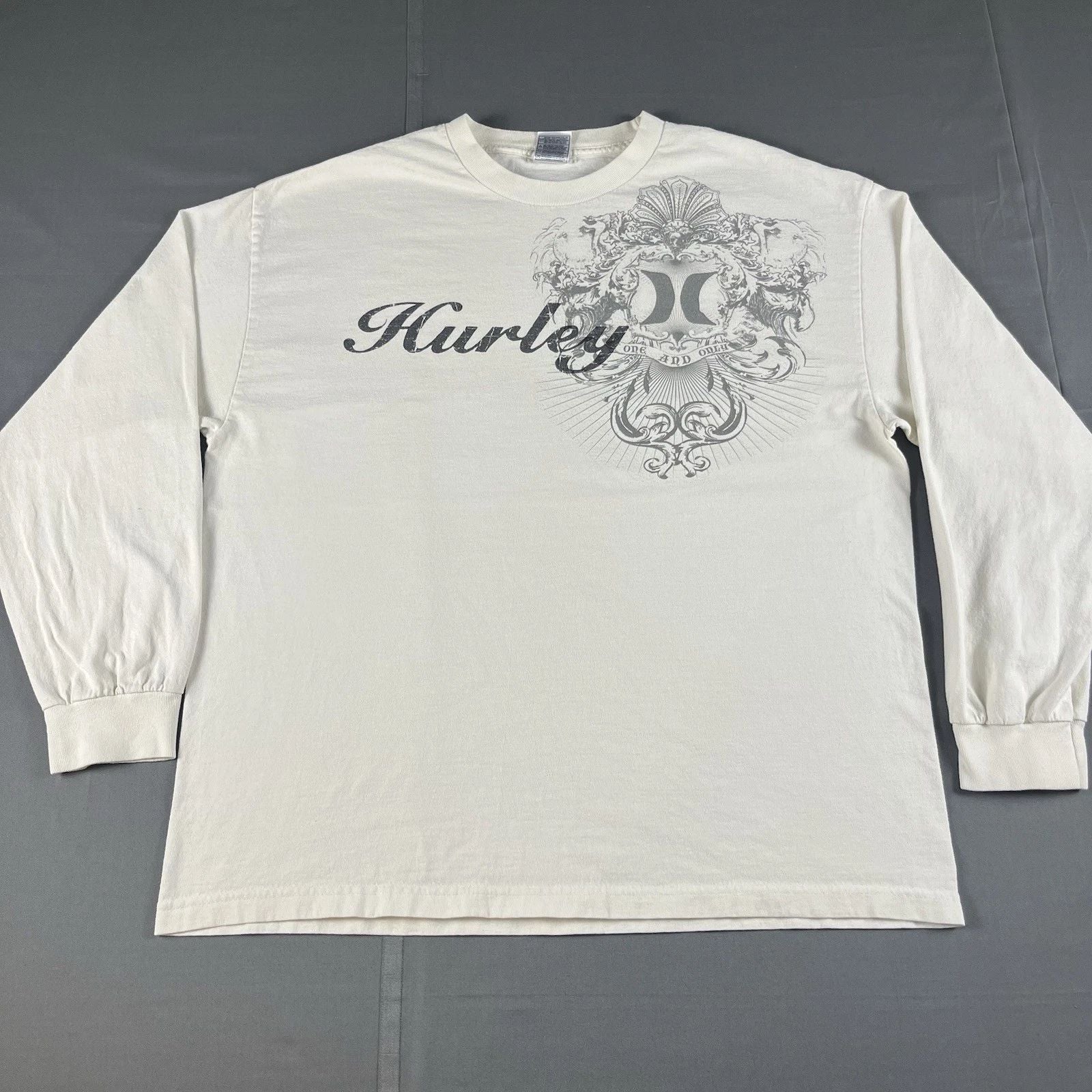 Vintage Hurley Surf Y2K Cali White Large Long Sleeve VTG T-Shirt XL Unisex T-shirt, Sweatshirt, Hoodie, Long Sleeve Tee - T-Shirt, Sweatshirt, Hoodie
