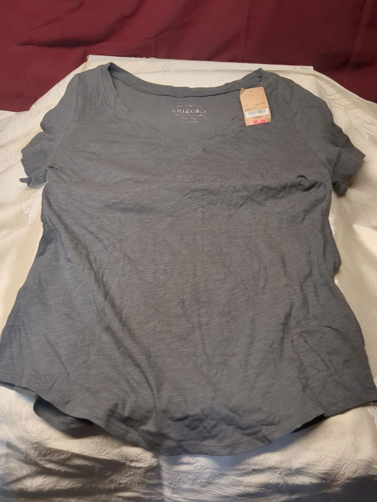 Arizona Jean Co. Basic V-Neck Short Sleeve T-Shirt Women's Size (Large) Gray Unisex T-shirt, Sweatshirt, Hoodie, Long Sleeve Tee - T-Shirt, Sweatshirt, Hoodie