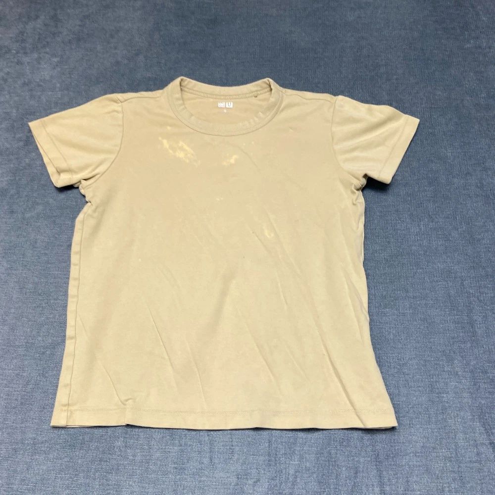 Uniqlo T Shirt Mens S Beige Everyday Wear All Day Comfort Summer Casual Outdoor Unisex T-shirt, Sweatshirt, Hoodie, Long Sleeve Tee - T-Shirt, Sweatshirt, Hoodie