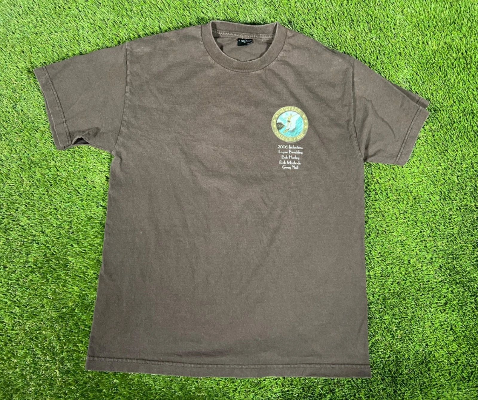 Vintage 2006 Surfers Hall of Fame Men's Brown Rob Machado T-shirt Tee Unisex T-shirt, Sweatshirt, Hoodie, Long Sleeve Tee - T-Shirt, Sweatshirt, Hoodie