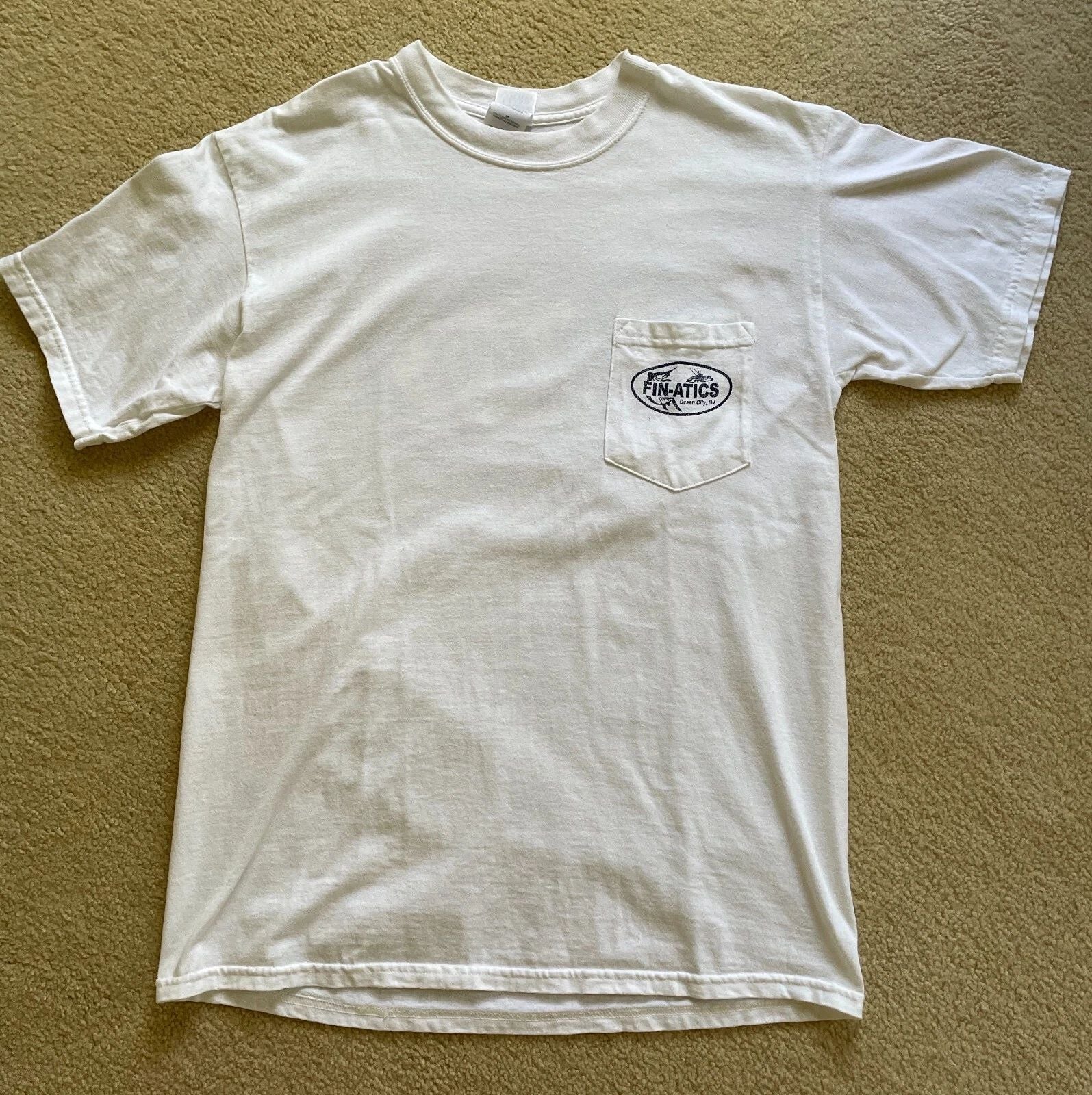 Fin-atics pocket T Shirt - Mens Medium - White Unisex T-shirt, Sweatshirt, Hoodie, Long Sleeve Tee - T-Shirt, Sweatshirt, Hoodie