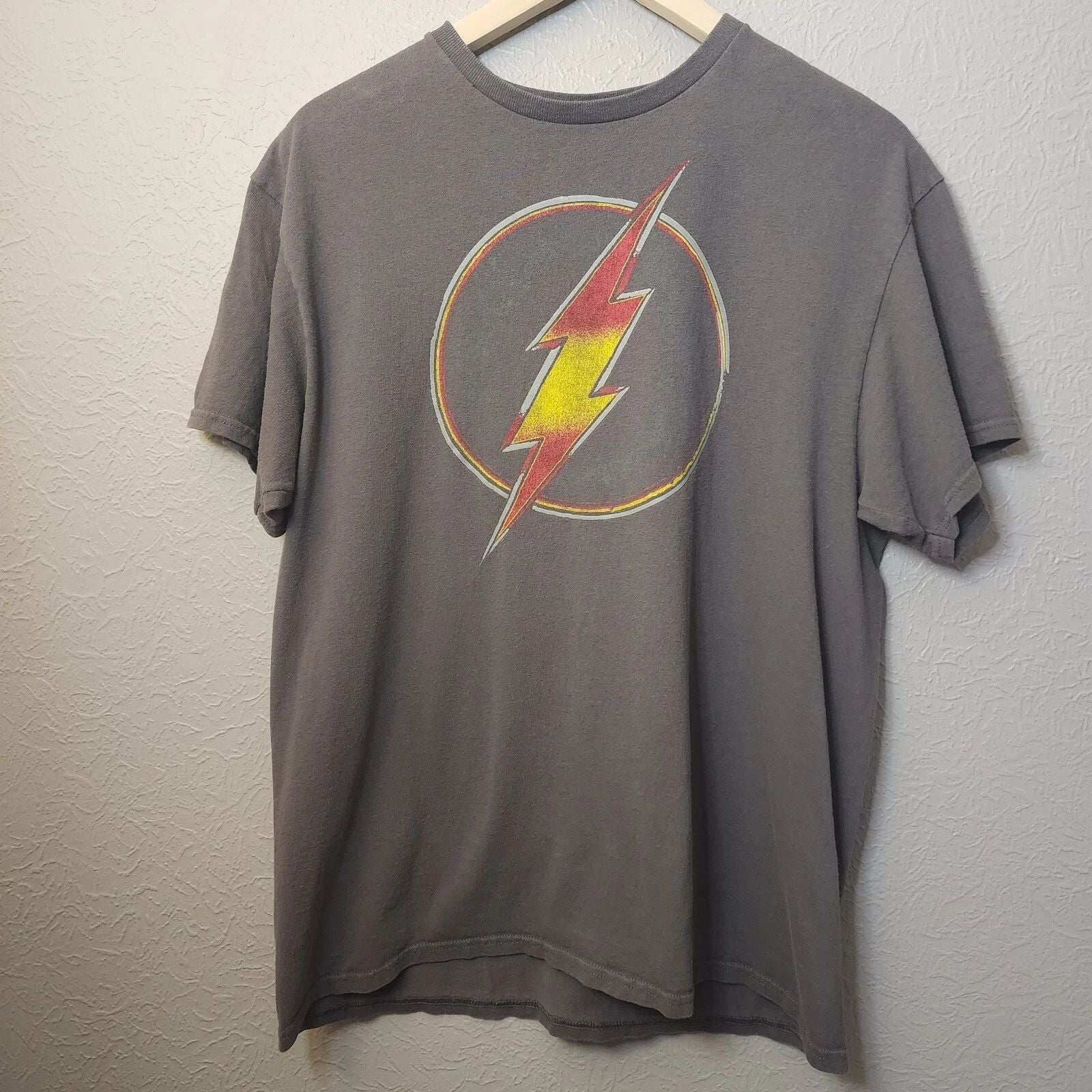 The Flash Shirt Mens  Large Gray Graphic Crew Neck Short Sleeve Distressed Unisex T-shirt, Sweatshirt, Hoodie, Long Sleeve Tee - T-Shirt, Sweatshirt, Hoodie