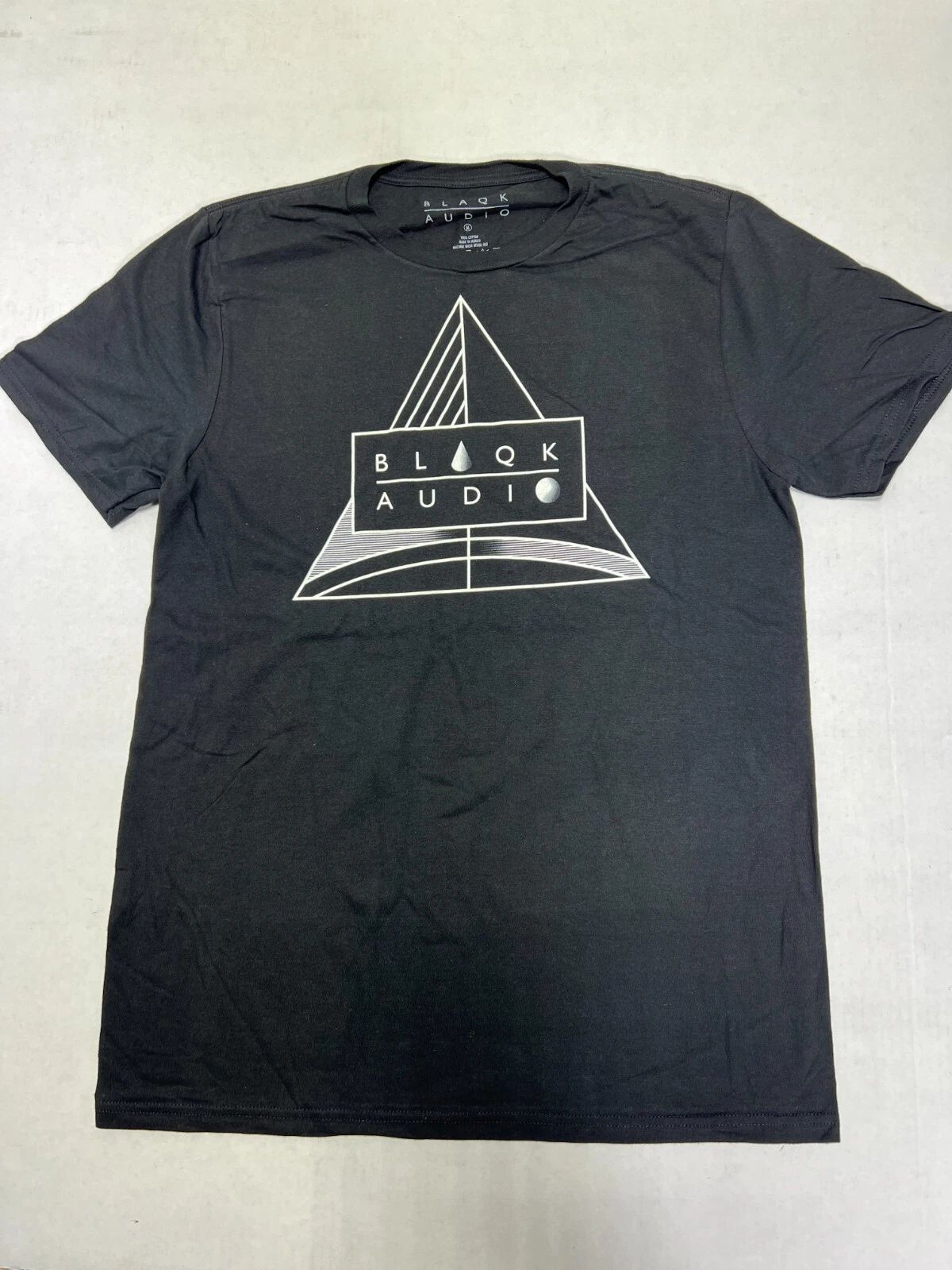 AFI ,BLAQK AUDIO MATERIAL TOUR 2016 Tee T-SHIRT OFFICIAL UNISEX SIZE AFI BAND Unisex T-shirt, Sweatshirt, Hoodie, Long Sleeve Tee - T-Shirt, Sweatshirt, Hoodie