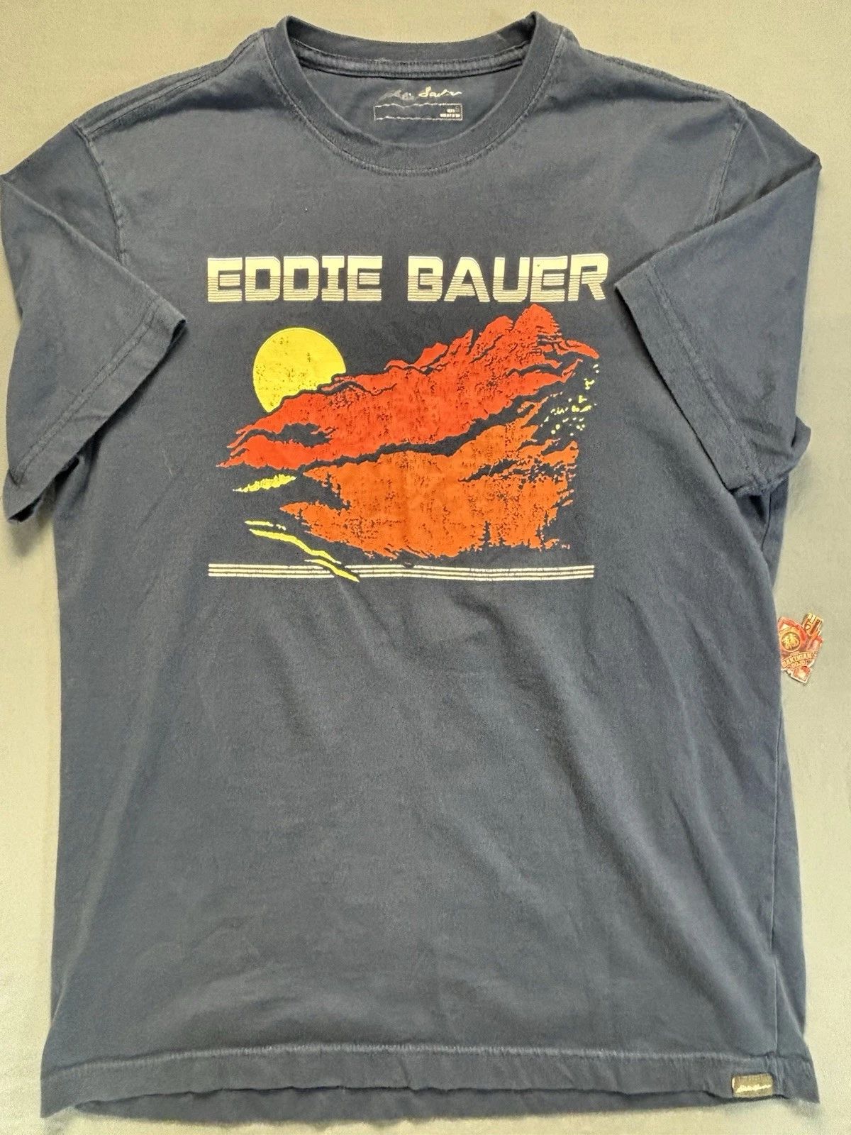 Eddie Bauer Graphic T Shirt Mens Medium Blue Sunset Logo Surf Unisex T-shirt, Sweatshirt, Hoodie, Long Sleeve Tee - T-Shirt, Sweatshirt, Hoodie