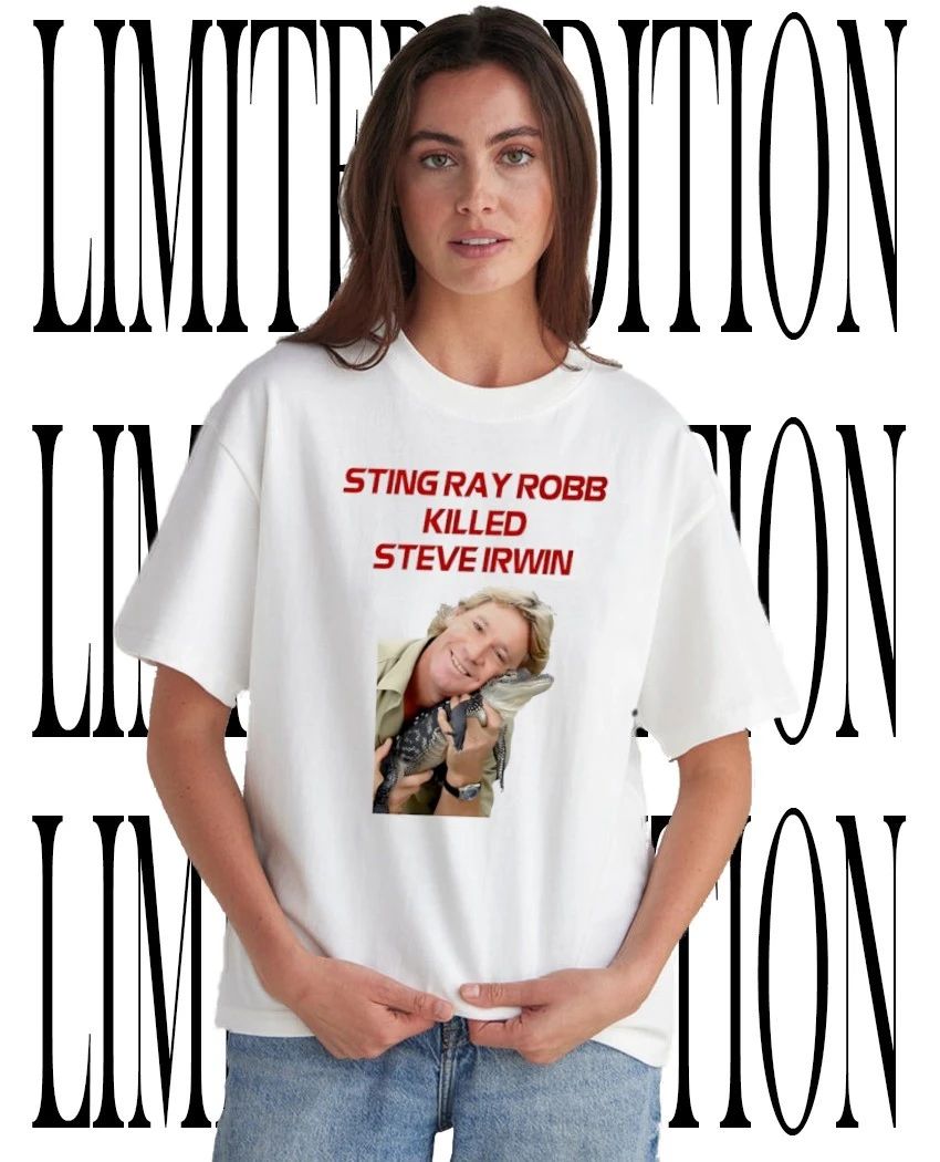 Steve Irwin Sting Ray Robb killed Steve Irwin holding baby crocodile photo tee Unisex T-shirt, Sweatshirt, Hoodie, Long Sleeve Tee - T-Shirt, Sweatshirt, Hoodie