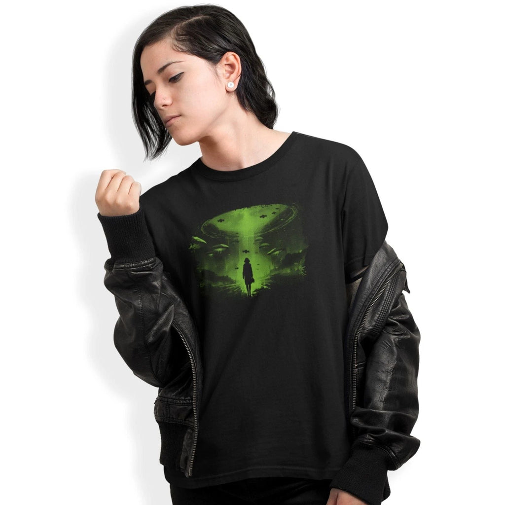 Alien Abduction UFO Sci-Fi Adventure Print T-Shirt Birthday Gift Size S - 3XL Unisex T-shirt, Sweatshirt, Hoodie, Long Sleeve Tee - T-Shirt, Sweatshirt, Hoodie