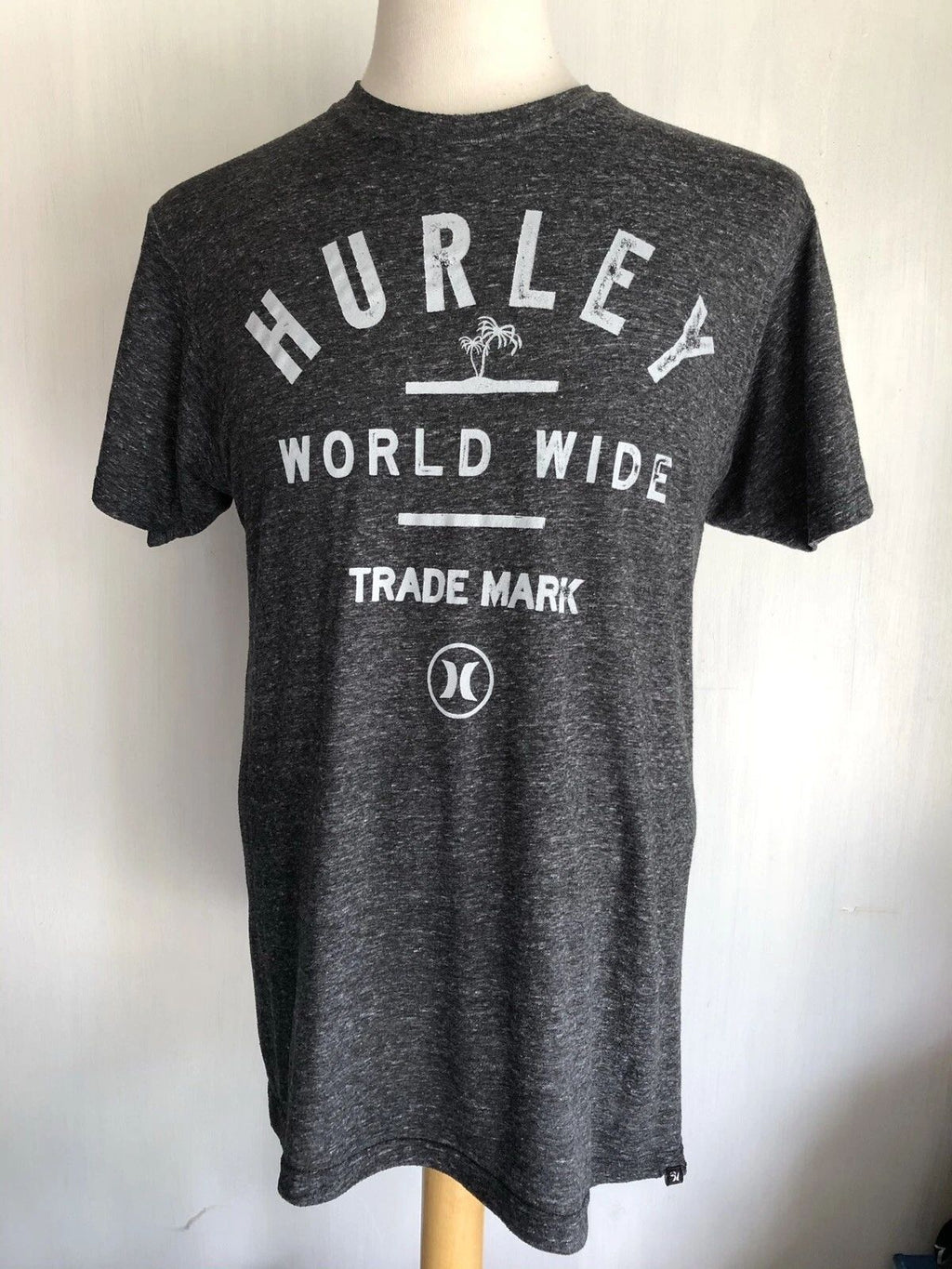 HURLEY WORLDWIDE Official Men's Surf Beach Heather Black T-Shirt Size Medium Unisex T-shirt, Sweatshirt, Hoodie, Long Sleeve Tee - T-Shirt, Sweatshirt, Hoodie