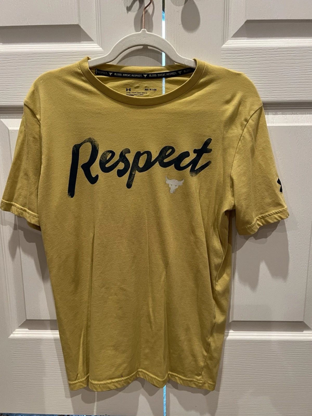 Under Armour Project Rock Yellow Graphic Print Loose Fit Men's Cotton T-Shirt S Unisex T-shirt, Sweatshirt, Hoodie, Long Sleeve Tee - T-Shirt, Sweatshirt, Hoodie