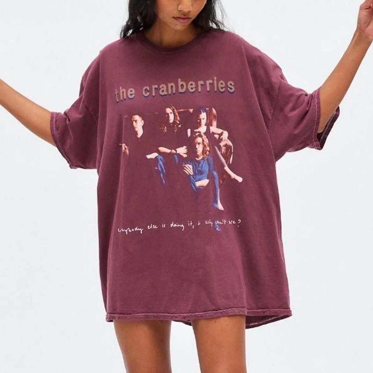 The Cranberries rock band tour short sleeve maroon color Shirt VK10536 Unisex T-shirt, Sweatshirt, Hoodie, Long Sleeve Tee - T-Shirt, Sweatshirt, Hoodie