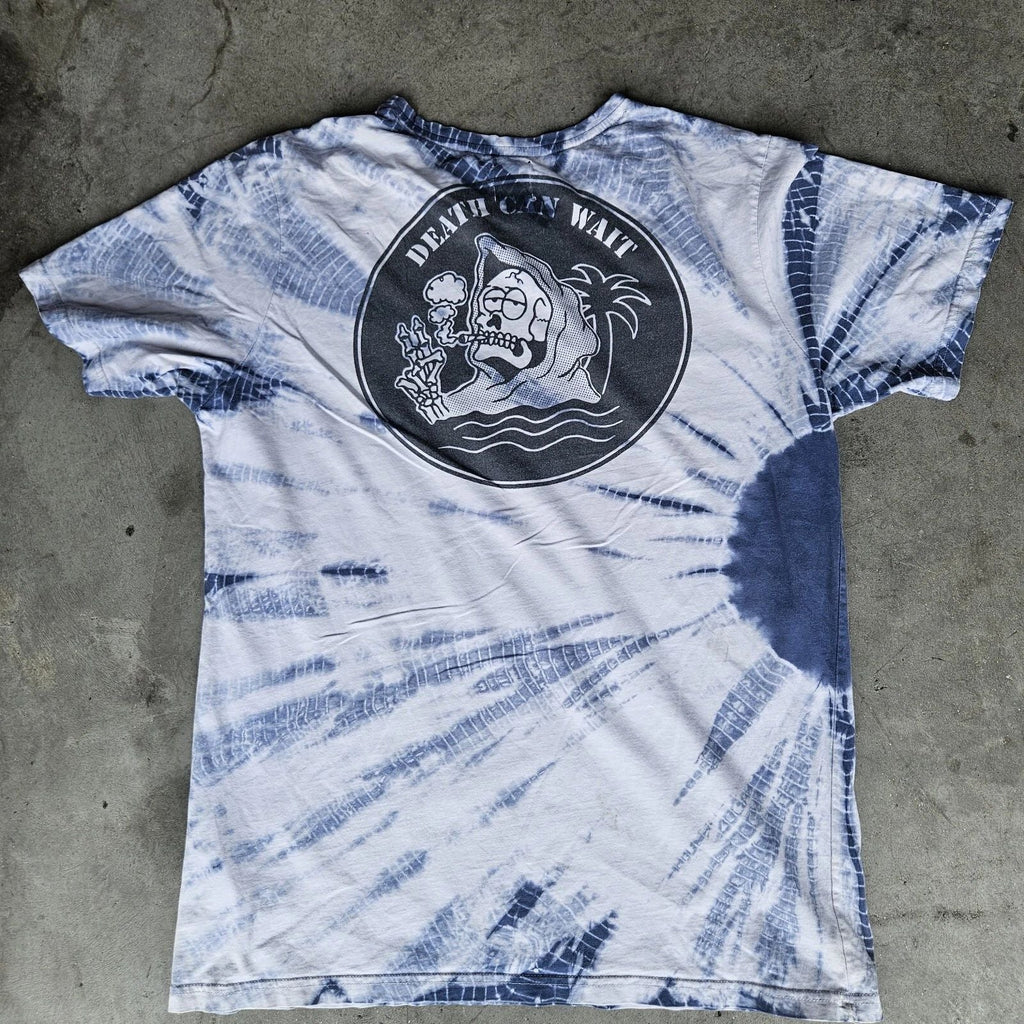 Quiksilver Tie Dye Surf Aesthetic Tee Shirt Preowned Size L Large Unisex T-shirt, Sweatshirt, Hoodie, Long Sleeve Tee - T-Shirt, Sweatshirt, Hoodie