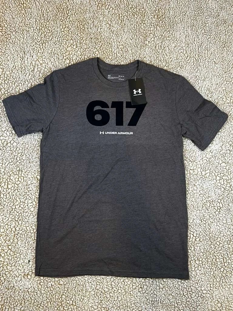 Under Armour HeatGear Boston Strong 617 Graphic T-Shirt Mens Gray Size M Unisex T-shirt, Sweatshirt, Hoodie, Long Sleeve Tee - T-Shirt, Sweatshirt, Hoodie
