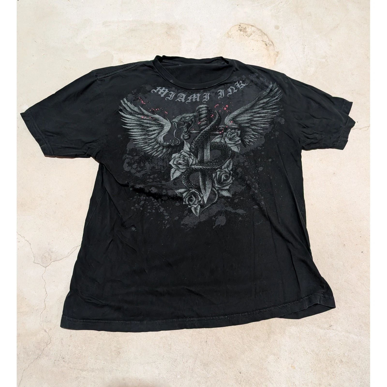 Miami Ink Graphic T-Shirt Size Large Black Excellent Snake Dagger Rose Tattoo Unisex T-shirt, Sweatshirt, Hoodie, Long Sleeve Tee - T-Shirt, Sweatshirt, Hoodie