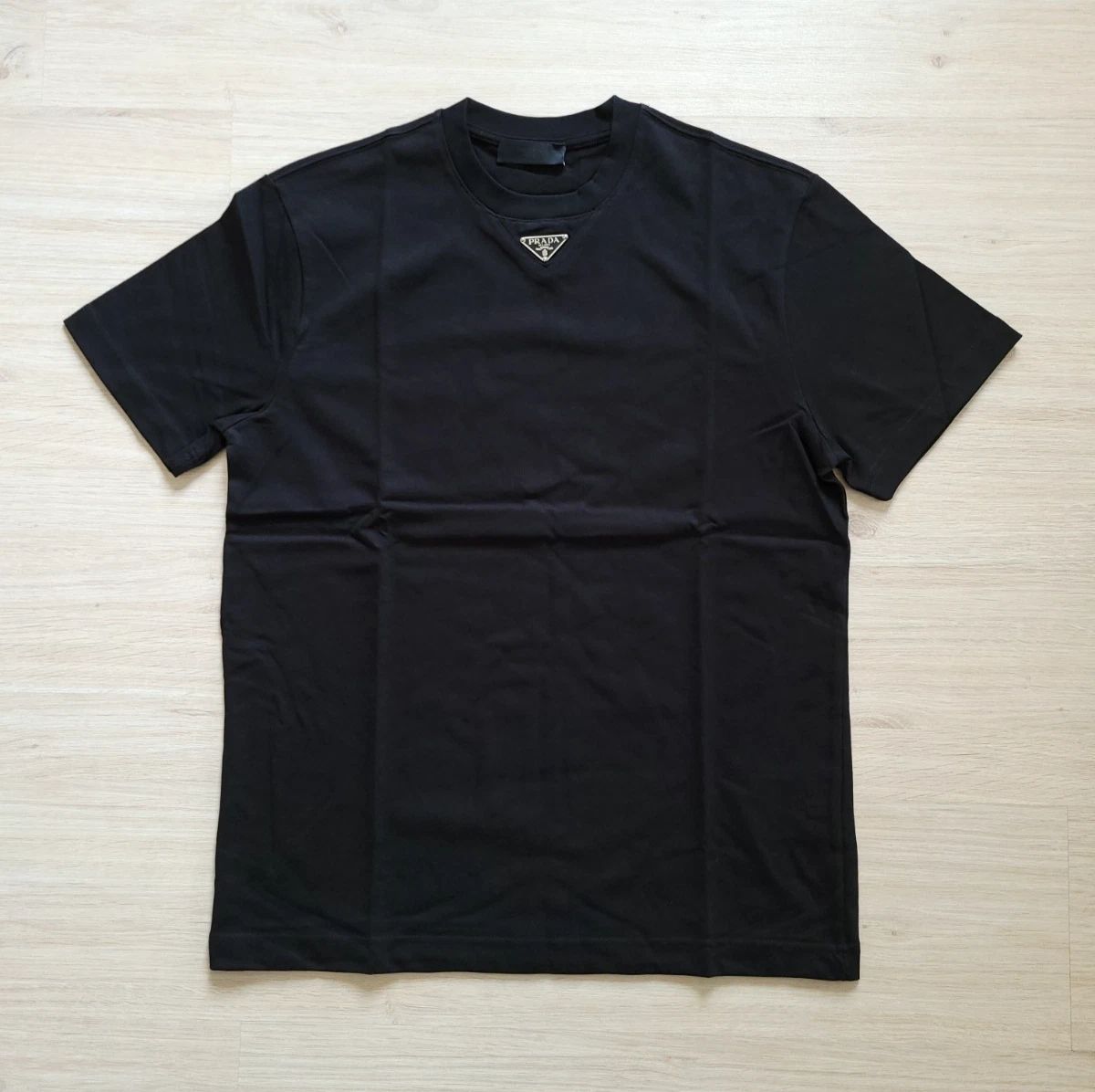 Prada Authentic Triangle Metal Logo Men's Black T-Shirt Sz M Unisex T-shirt, Sweatshirt, Hoodie, Long Sleeve Tee - T-Shirt, Sweatshirt, Hoodie