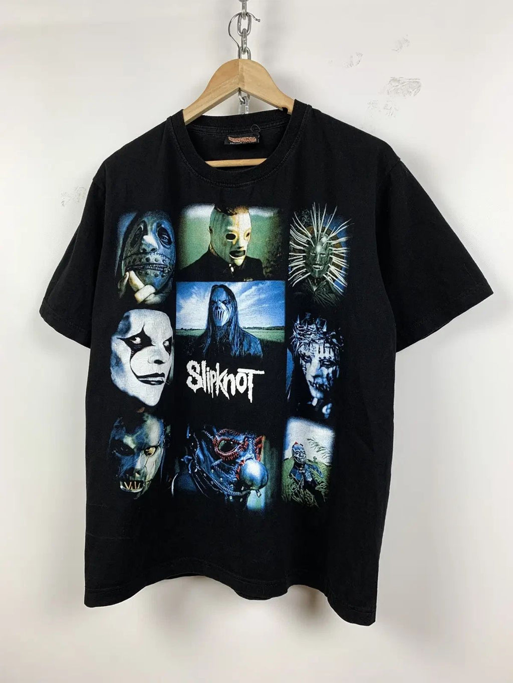 00s Slipknot Graphic Double Sided Unisex Black T-shirt Size S-5XL Unisex T-shirt, Sweatshirt, Hoodie, Long Sleeve Tee - T-Shirt, Sweatshirt, Hoodie