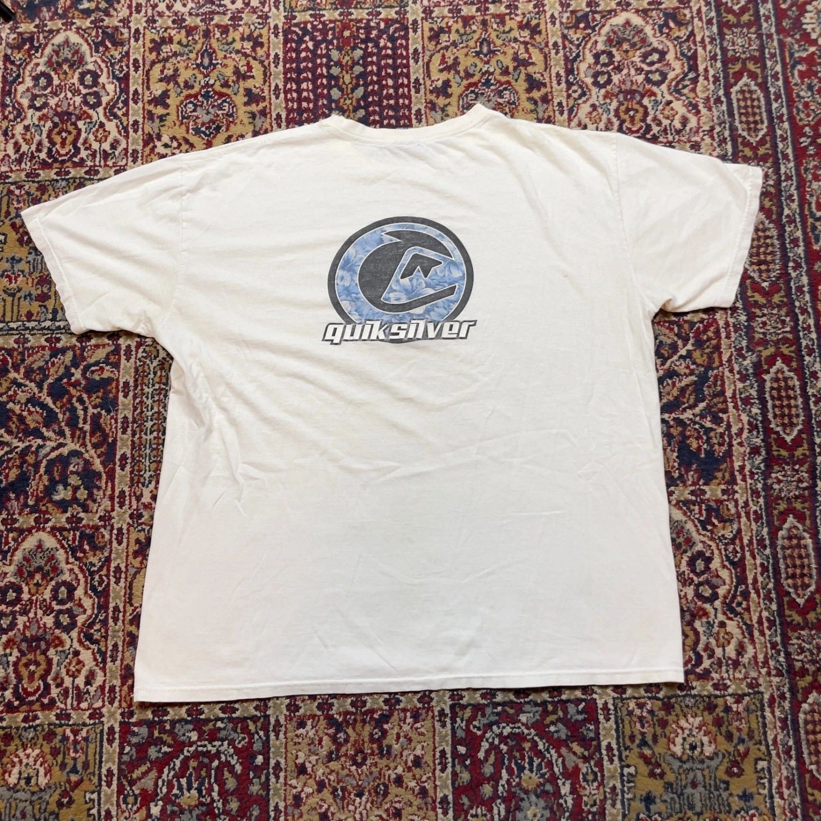 VTG 90s 00s Quiksilver Logo Graphic T Shirt White XL Surf Skate Beach Wear RARE Unisex T-shirt, Sweatshirt, Hoodie, Long Sleeve Tee - T-Shirt, Sweatshirt, Hoodie