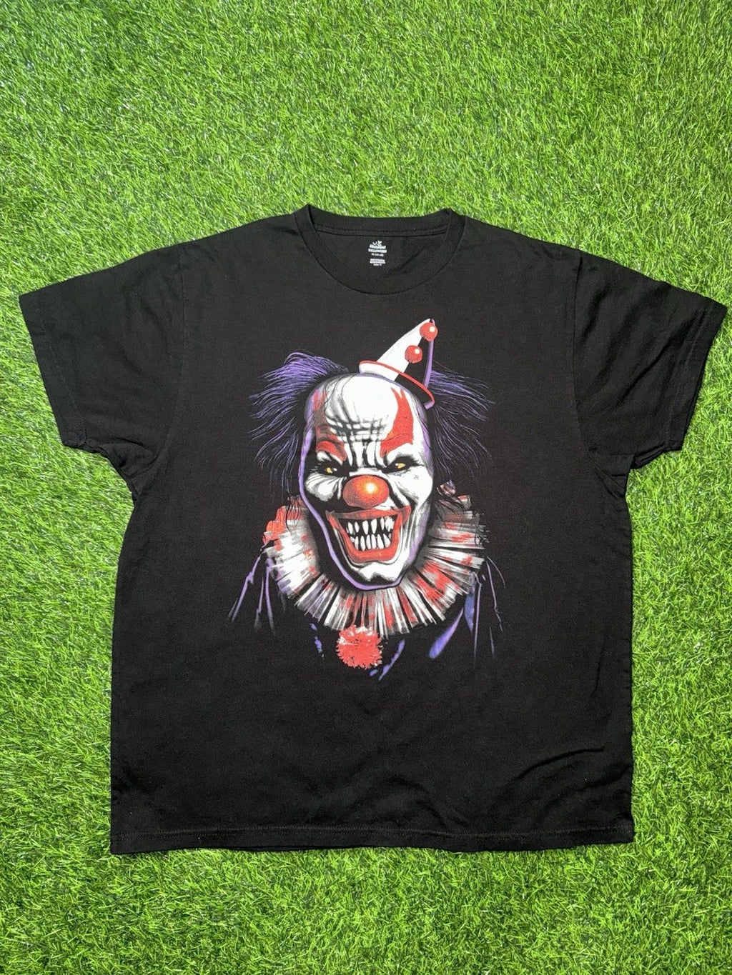 Modern Halloween Clown Big Head Black T-shirt Tagged Mens XL Unisex T-shirt, Sweatshirt, Hoodie, Long Sleeve Tee - T-Shirt, Sweatshirt, Hoodie