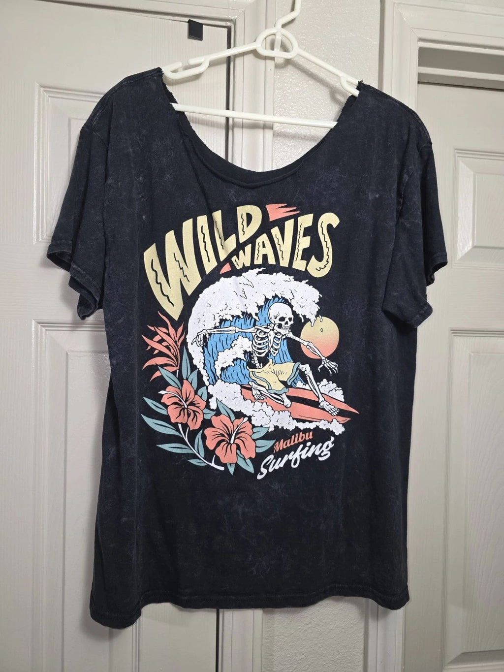 Wild Waves Malibu Surfing Skeleton Graphic Shirt Size XL Unisex T-shirt, Sweatshirt, Hoodie, Long Sleeve Tee - T-Shirt, Sweatshirt, Hoodie