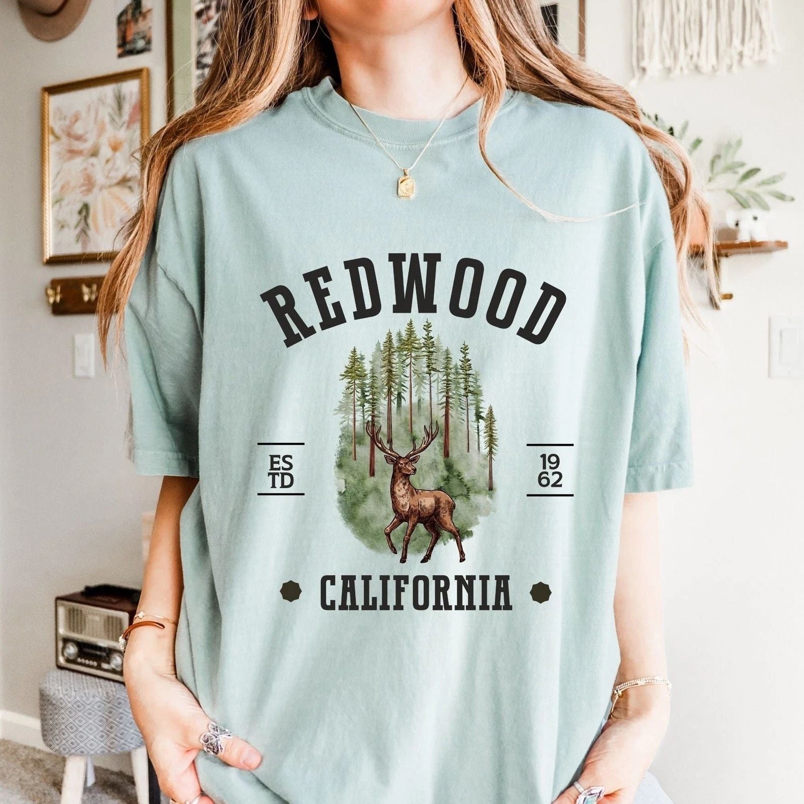 Redwood T-Shirt Travel Gift for California Trip Lovers Souvenir Tee Unisex T-shirt, Sweatshirt, Hoodie, Long Sleeve Tee - T-Shirt, Sweatshirt, Hoodie