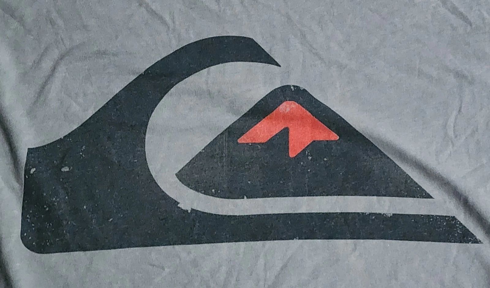Quiksilver T-Shirt Men's Sz XL Modern Fit Mountain and Wave Classic Surfing Tee Unisex T-shirt, Sweatshirt, Hoodie, Long Sleeve Tee - T-Shirt, Sweatshirt, Hoodie