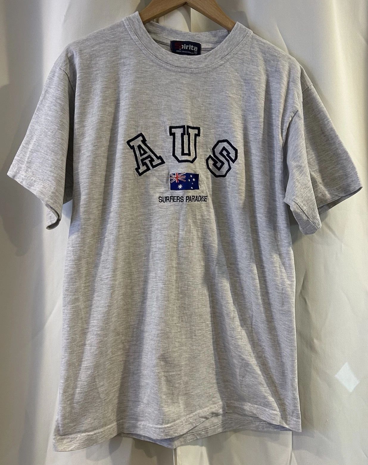 Vintage Australia Surfers Paradise T-shirt Size XL Unisex T-shirt, Sweatshirt, Hoodie, Long Sleeve Tee - T-Shirt, Sweatshirt, Hoodie