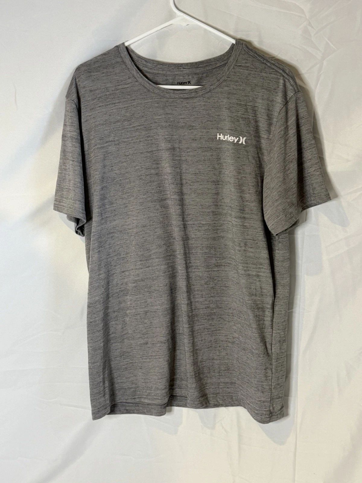 Hurley Mens Large Gray Graphic T Shirt Mountain Back Print Surf Skate Tee Unisex T-shirt, Sweatshirt, Hoodie, Long Sleeve Tee - T-Shirt, Sweatshirt, Hoodie