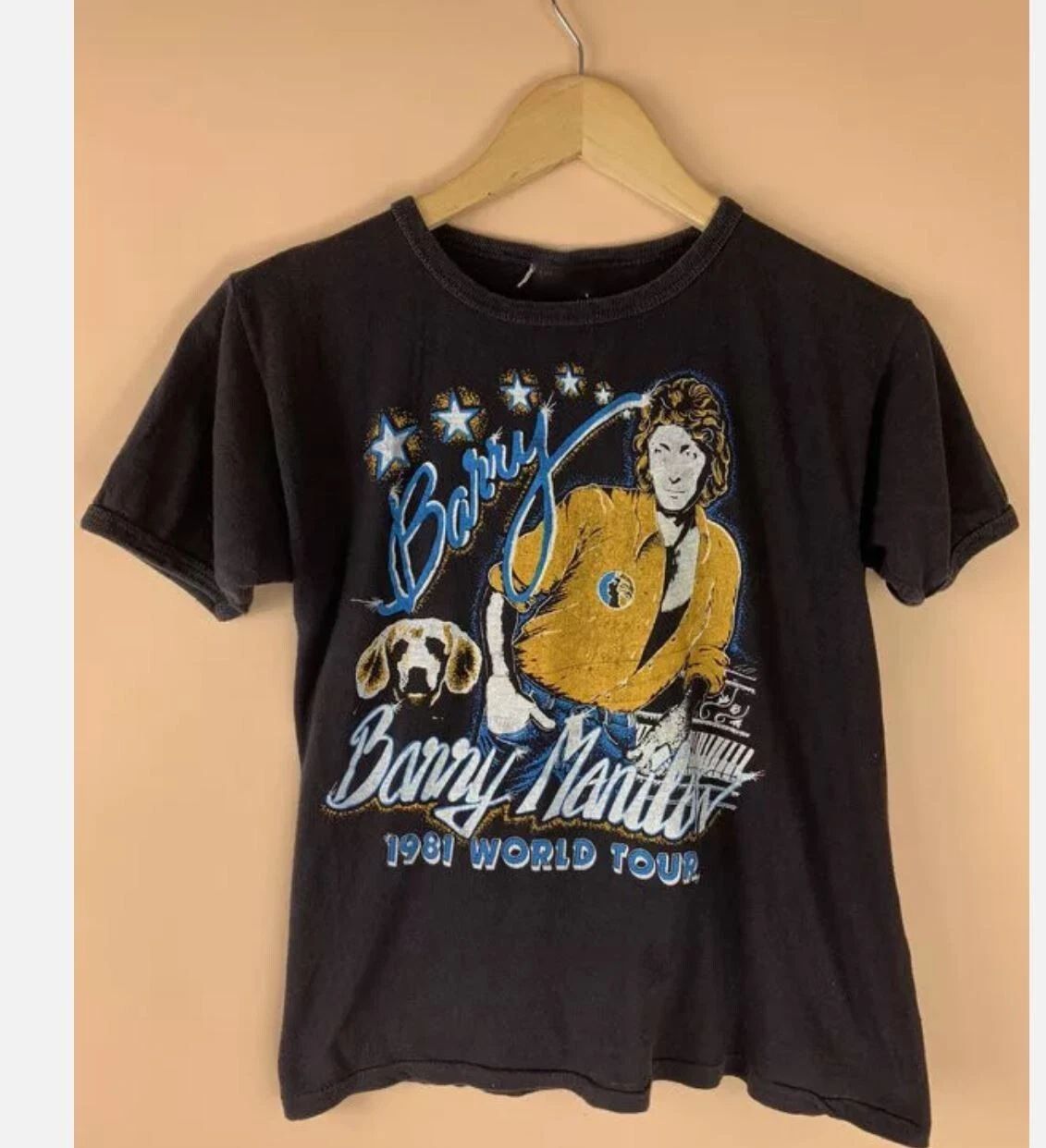 Vintage 1981 Tour Barry Manilow Tee Shirt Classic Black Unisex S-5XL Unisex T-shirt, Sweatshirt, Hoodie, Long Sleeve Tee - T-Shirt, Sweatshirt, Hoodie